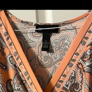 Ladies Inc top. Size XL